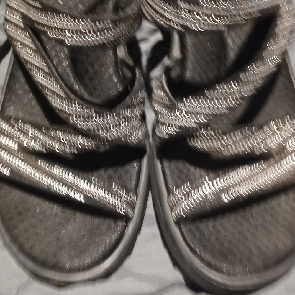 Sketchers memory foam cushion, slide, wedge sandal, size 10 SPARKLY Rhinestones